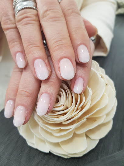 Patricia Estrada | Salón de Uñas y Manicura en Pamplona