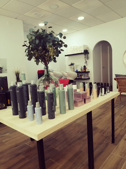Peluqueria Nuevo Estilo | Peluqueria en Huelva / Huelva
