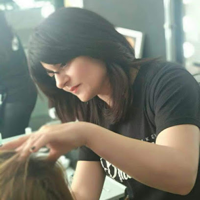 G & L PELUQUERÍA ESTÉTICA UNISEX | Peluquería en Almería / Almería