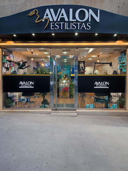 Avalon Estilistas | Peluqueria en Almería / Almería