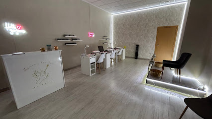 Lienzo y brochas | Centro de Estética en Cuenca