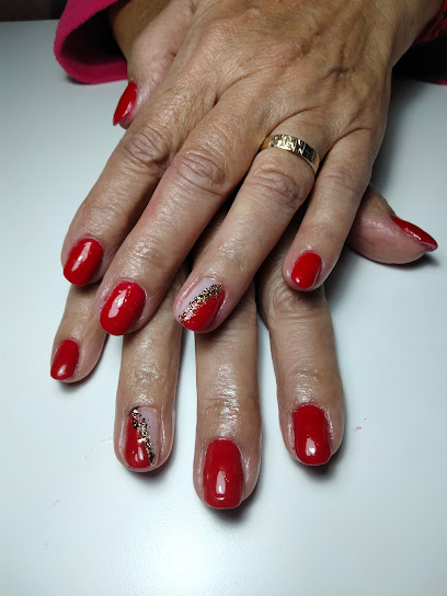 Marga Araya Nails | Salón de Manicura y Uñas en Inca / 