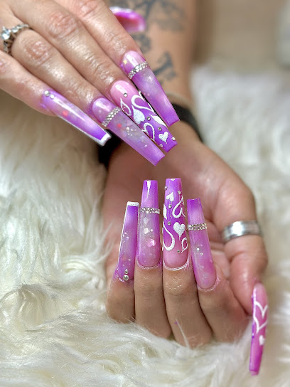 Elegant Nails Salón de Uñas | Salón de Manicura y Uñas en Alcalá de Henares / 