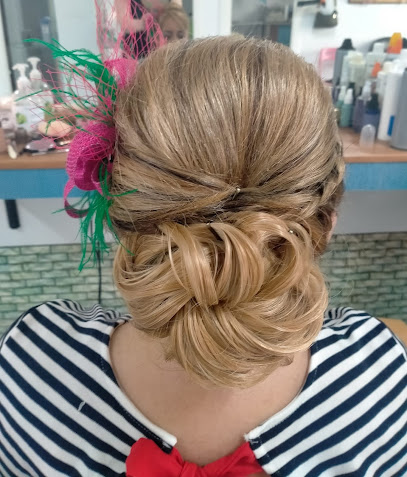 Peluquería Ines | Peluqueria en Estación de Cártama / Málaga