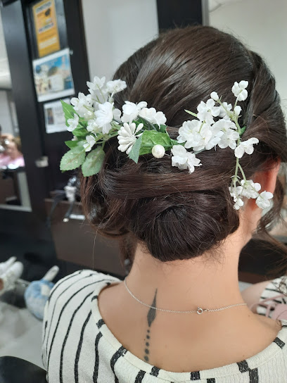 Enredos Peluqueros | Peluqueria en Estepona / Málaga