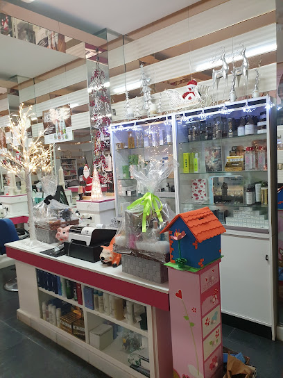 Peluquería Unisex María José | Peluqueria en Mansilla de las Mulas / León