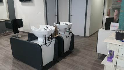Suances Estilistak | Peluquería en Portugalete / Vizcaya