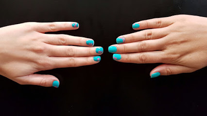 Isabelle Nails & Beauty | Calle de Bolonia | Salón de Uñas y Manicura en Zaragoza