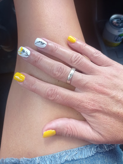 XU Uñas | Salón de Manicura y Uñas en Lleida / 