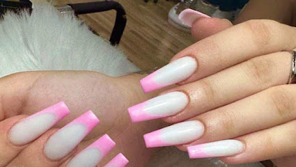 Saigon Nails | Salón de Manicura y Uñas en Girona / 