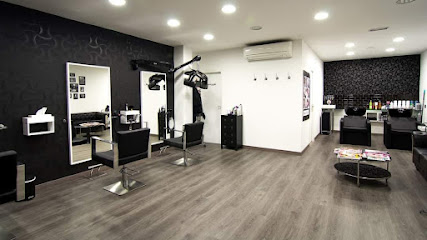 Black Diamonds perruquers | Peluqueria en Barcelona / Barcelona