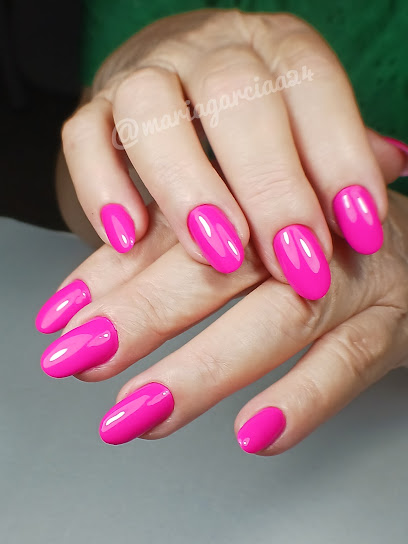 Maria Garcia Studio Nails | Salón de Manicura y Uñas en Almendralejo / 
