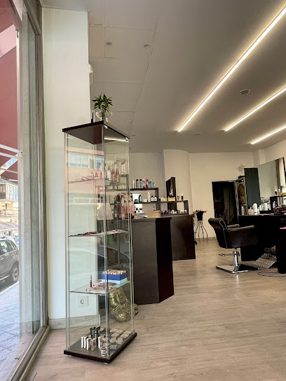 Nieves Vázquez Peluqueros | Peluqueria en Ourense / Orense