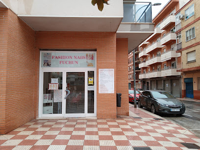 Fashion Nails Fuchun | Salón de Manicura y Uñas en Castalla / 