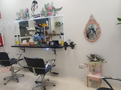 Peluquería y Estética NM | Peluquería en Badajoz / Badajoz