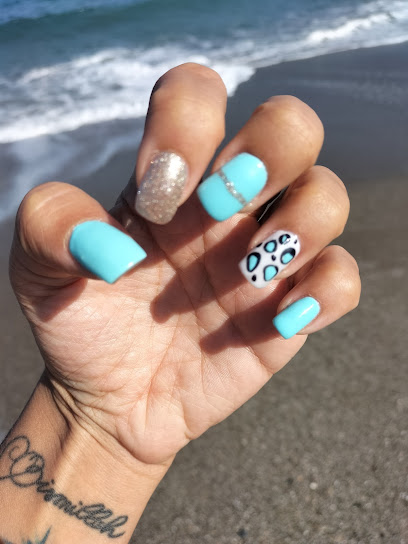 Mariana Nails | Salón de Manicura y Uñas en Carboneras / 