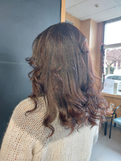 Nixiuz perruqueria | Peluqueria en Girona / Girona
