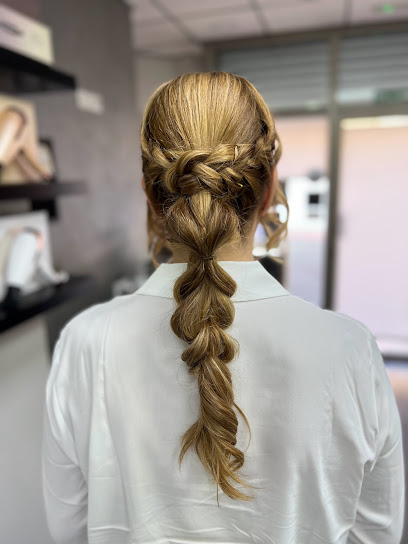 María Quintana Estilista | Peluquería en Viator / Almería