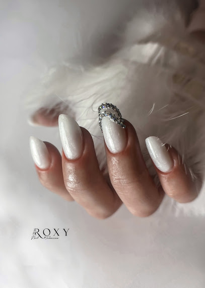 ROXY Nail Technician | Salón de Uñas y Manicura en Mollerussa