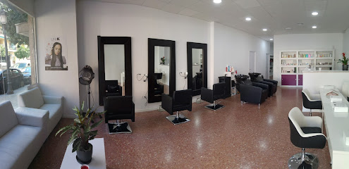 Ximena Troya | Peluquería en Valencia / 