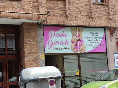 Paula Garrido | Salón de Manicura y Uñas en Santander / 