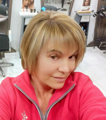 Peluquería Maria Jose Oller | Peluquería en Roquetas de Mar / Almería