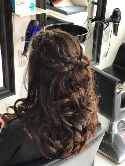 Estilistas mara | Peluquería en Avilés / Asturias