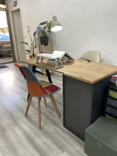 Mad Nail Space | Salón de Uñas y Manicura en Valencia