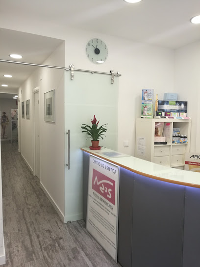 Naos Estética | Peluquería en Zaragoza / 