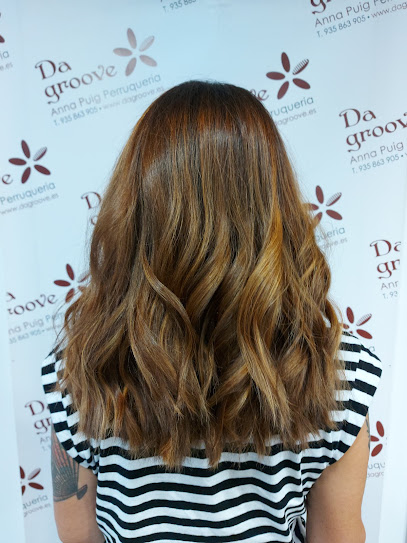 Da groove PerruqueriaEl Taller&quot | Peluqueria en Ripollet / Barcelona