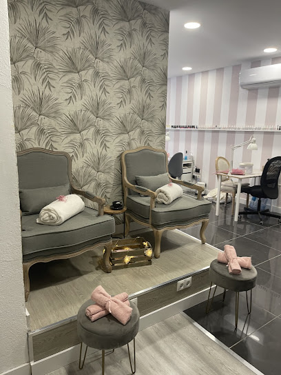 Beauty Room by Mary Luxmoore | Centro de Estética en Palma
