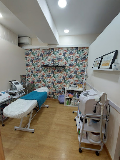 Maria Baeza Centro Estético | Peluquería en Madrid / 