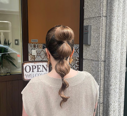 Leo Beauty Salon Barber Shop | Peluqueria en Carballo / La Coruña