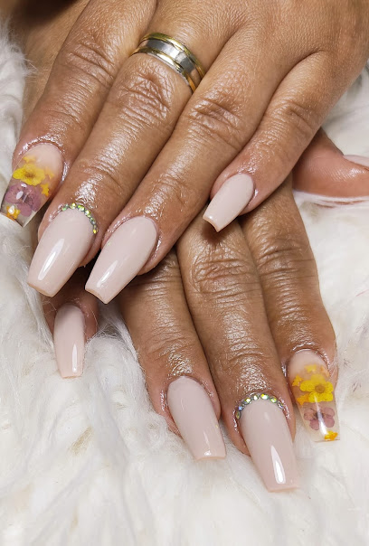I Heart Love Hola Guapa | Salón de Manicura y Uñas en Las Palmas de Gran Canaria / 