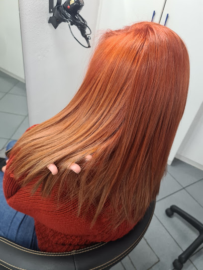 Ainhoa Perruquers | Peluqueria en Girona / Girona