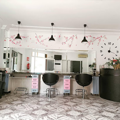 MARTA LATORRE ESTILISTAS | Peluqueria en La Pobla de Vallbona / Valencia
