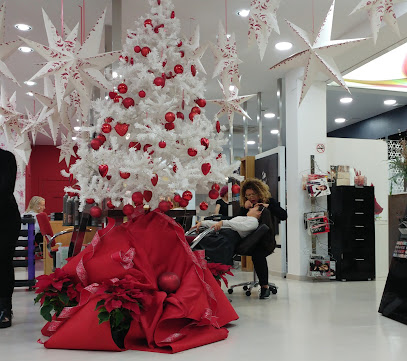 Luis Ramos & Equipo | Peluquería en Sevilla / Sevilla