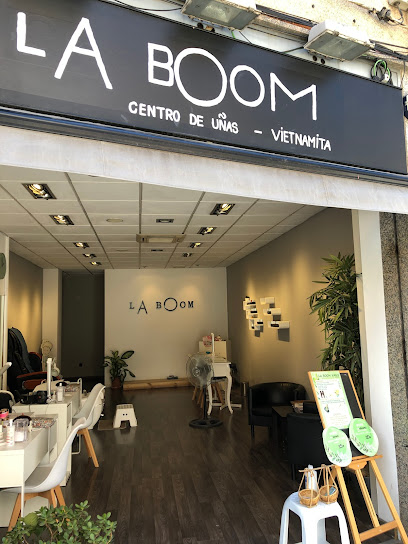 La Boom Nails Salón | Salón de Manicura y Uñas en Sant Boi de Llobregat / 