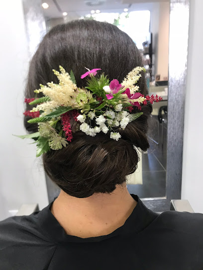 Tiffany’s Estilistas | Peluqueria en Zaragoza / Zaragoza