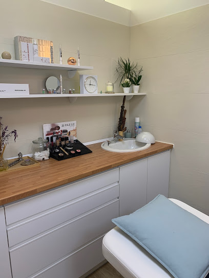 Elena Cantano | Centro de Estética en Granada