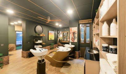 ÁNGEL PELUQUERÍA | Peluquería en Madrid / Madrid
