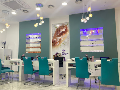 Miss Beauty | Salón de Manicura y Uñas en Paterna / 