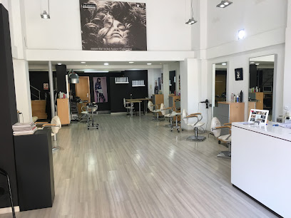 José Martínez Peluqueros | Peluqueria en Alicante / Alicante