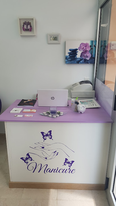 NoraNails | Salón de Manicura y Uñas en Pineda de Mar / 
