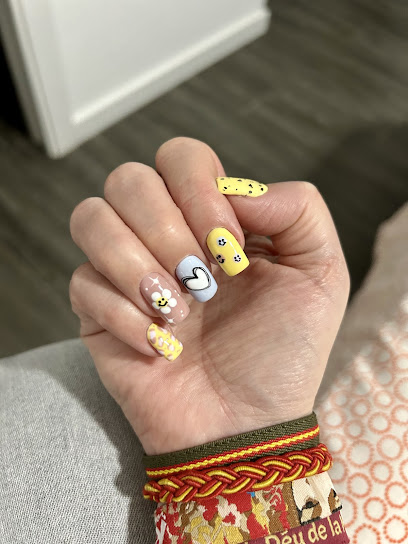 La Kryss Nails | Salón de Manicura y Uñas en Aranjuez / 