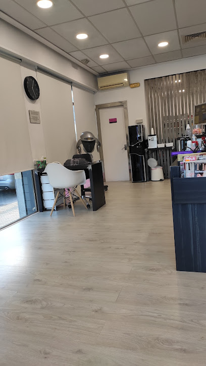 Easycut Peluqueria | Peluqueria en Santa María del Camino / Baleares