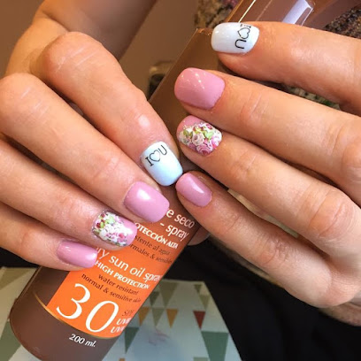 Ungles Lourdes | Salón de Manicura y Uñas en Manlleu / 
