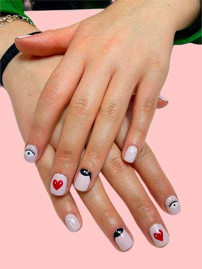 Nana Nails | Salón de Manicura y Uñas en Lugo / 