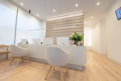 Montserrat Quiros | Peluquería en Madrid / 