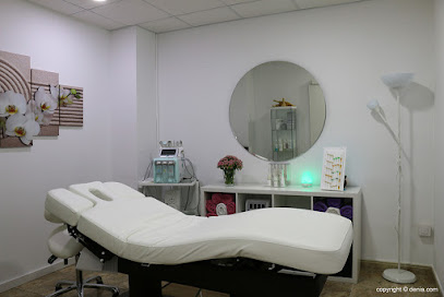 Mabelle Estética y Masajes | Peluquería en Dénia / 